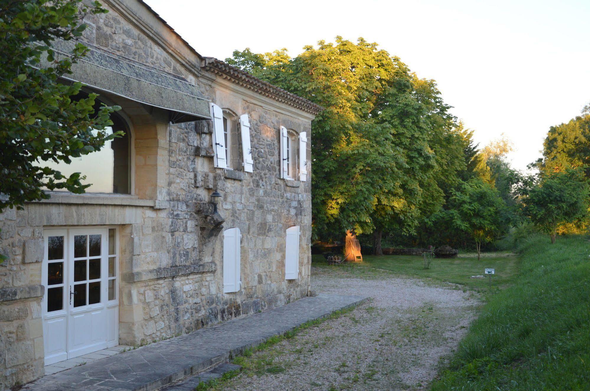 Chateau De La Vieille Chapelle Lugon et l’Ile du Carney Exteriör bild